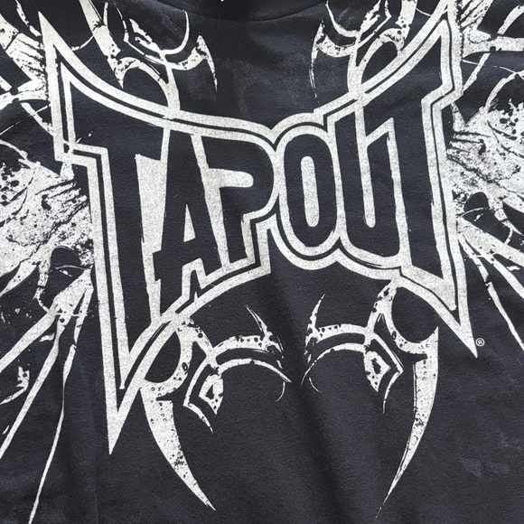 Tapout Black and White Graphic Tee Large - Picture 4 of 5